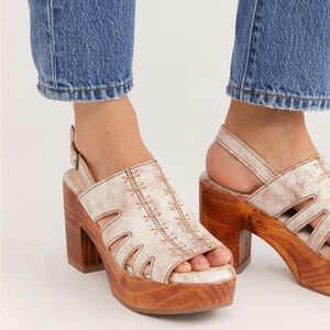 bed stu tuscon clogs in nectar lux